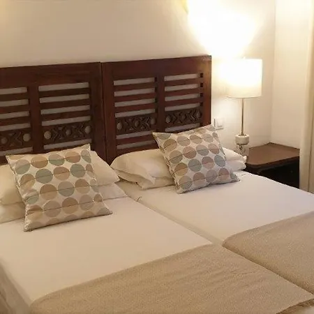 Luxury House Golden Mile