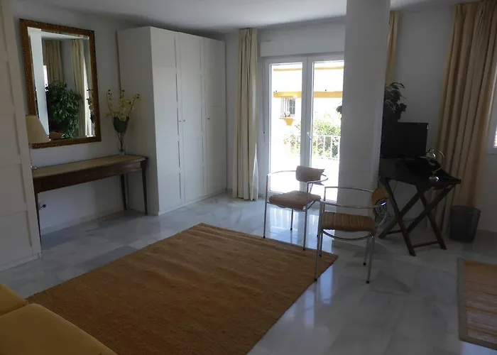 Luxury House Golden Mile Марбелья