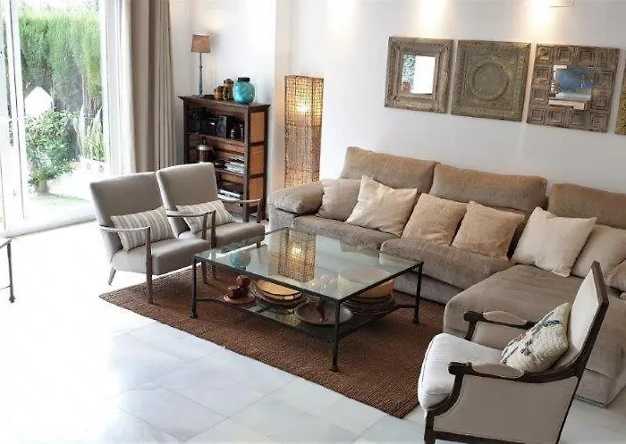 Luxury House Golden Mile *