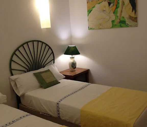 Luxury House Golden Mile