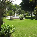 Luxury House Golden Mile מארבלה