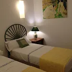Luxury House Golden Mile