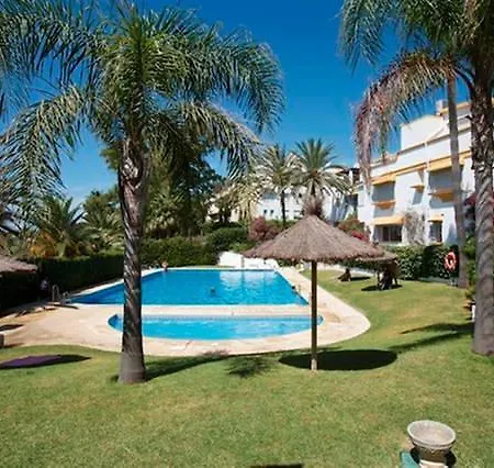Luxury House Golden Mile Сasa de vacaciones *