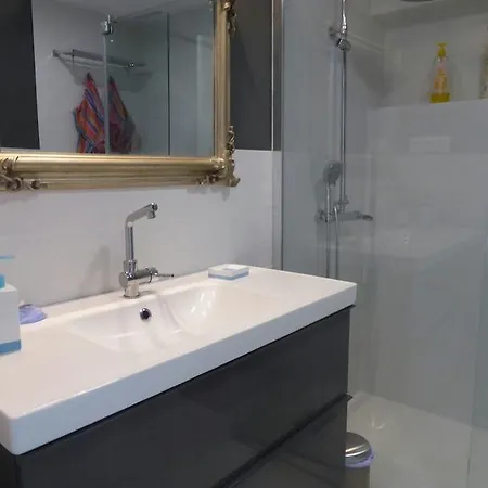 Dom wakacyjny Luxury House Golden Mile